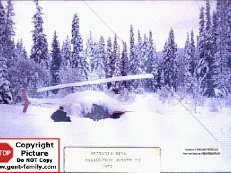 devandersonvernfredericksmeziadin1971snowedin.jpg