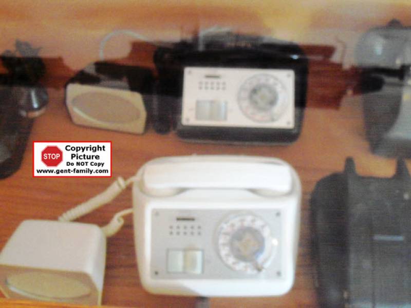 phone_display_2.jpg