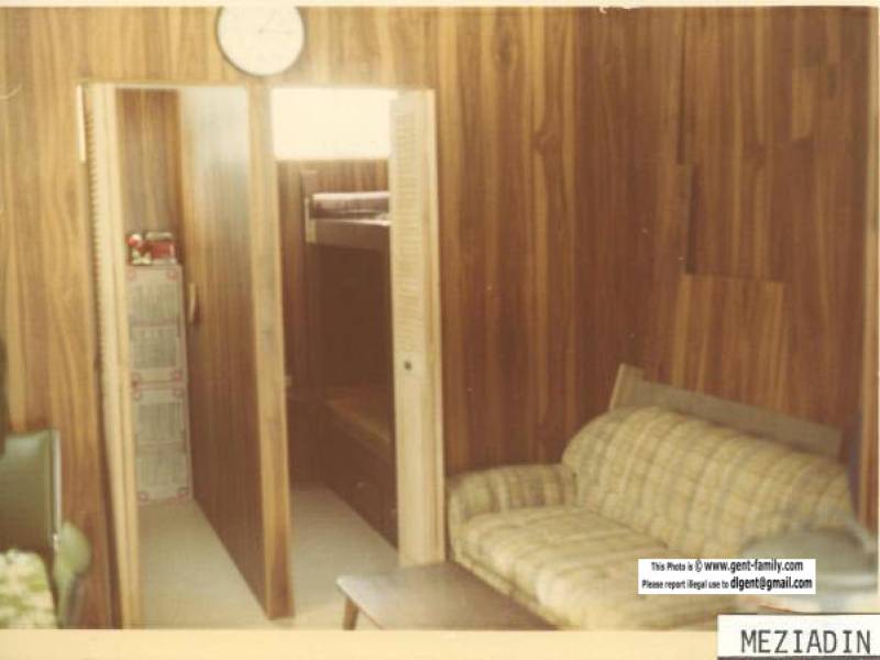 inside_meziadin_living_qtrs_bunk_beds.jpg