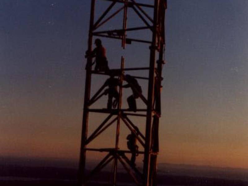 noble_mountain_tower_at_sunset.jpg