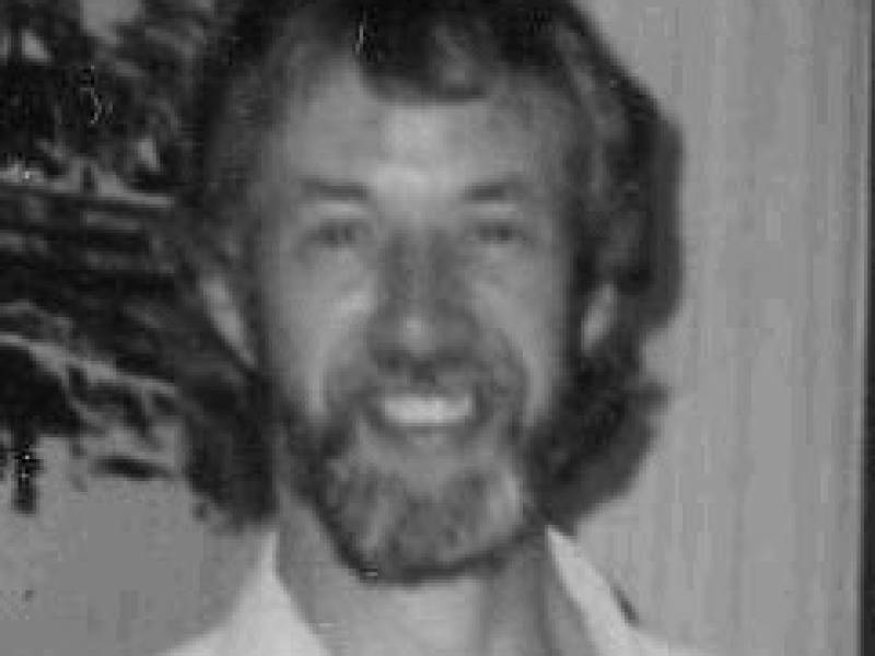 dougwellwood.jpg