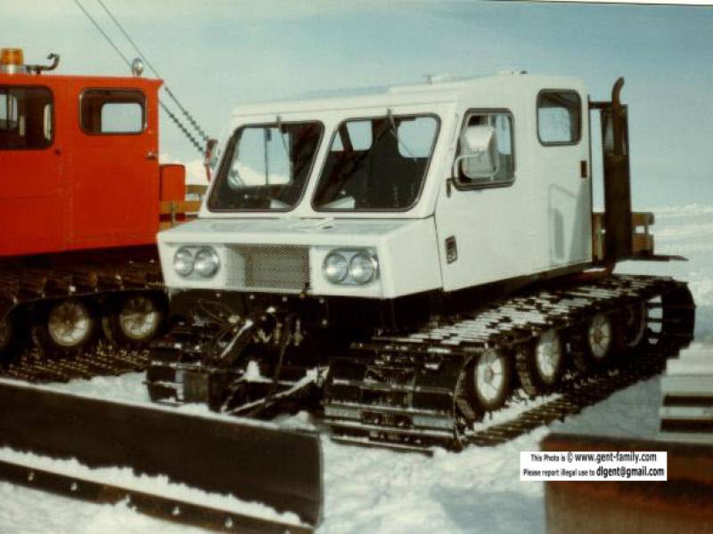 snowcat_with_blade.jpg