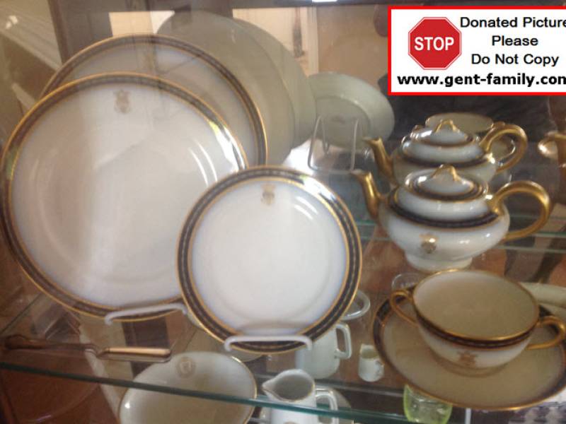 grand_trunk_tea_set.jpg