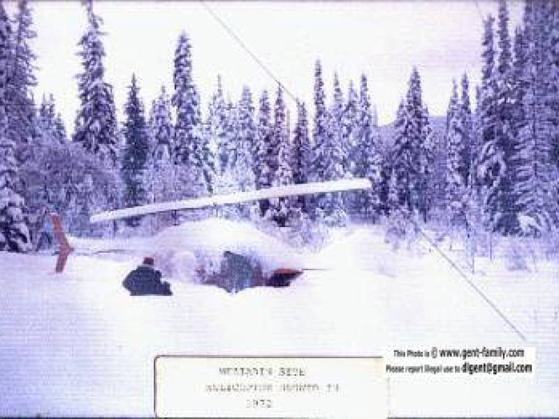 devandersonvernfredericksmeziadin1971snowedin.jpg