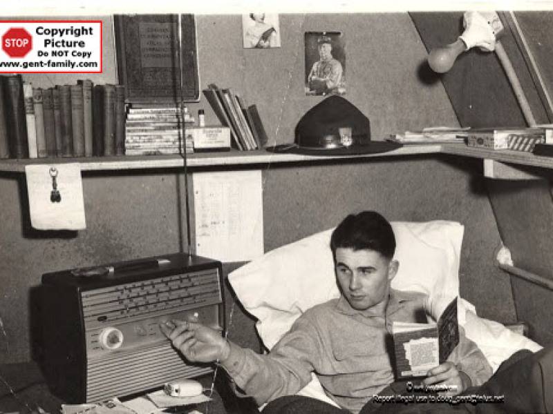 1955jeffwattskemanobuchouseh_room1_camp5.jpg