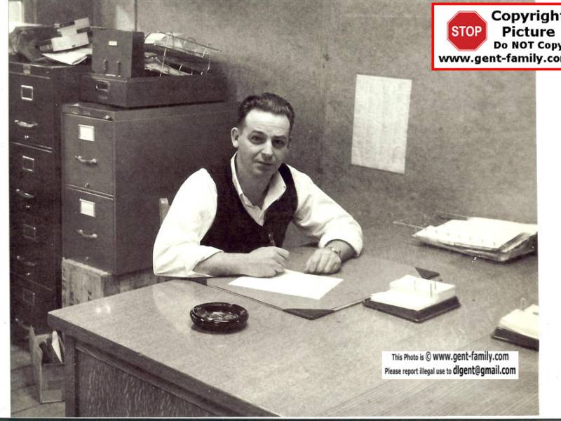 tr_walker_inb_his_office.jpg