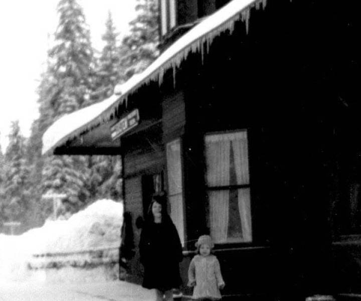 exstew_station_winter.jpg