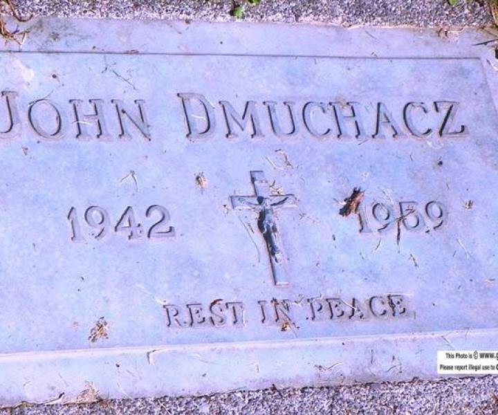 johndmuchaczheadstone.jpg