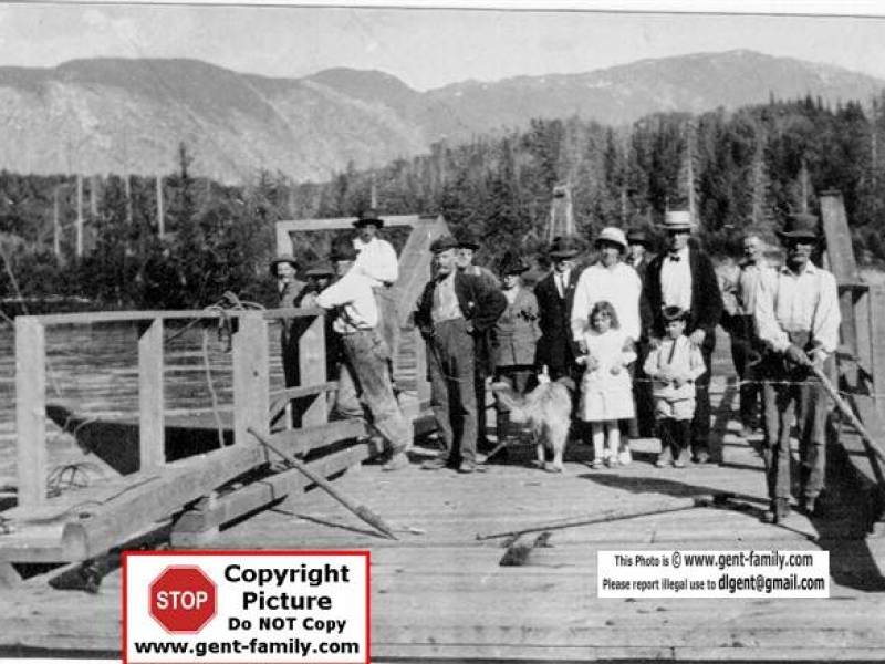 mcdonald_terrace_ferry_1917.jpg