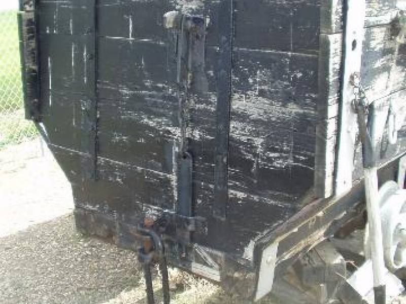 2003coalcarbienfaitmuseumrearview.jpg