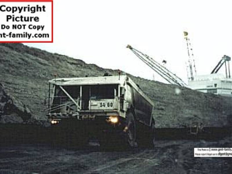 9020closeuphaulercomingoutofpits.jpg