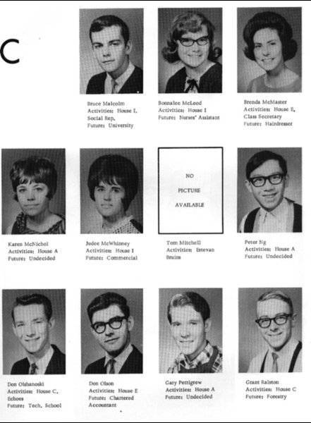 eci_grad_83_.jpg