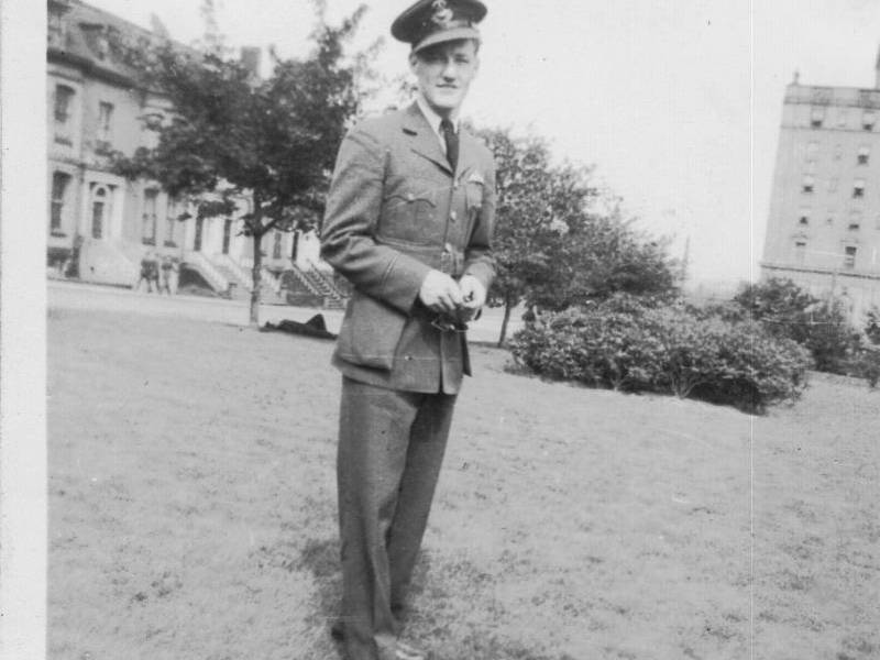 1946jesseepilotestevan.jpg