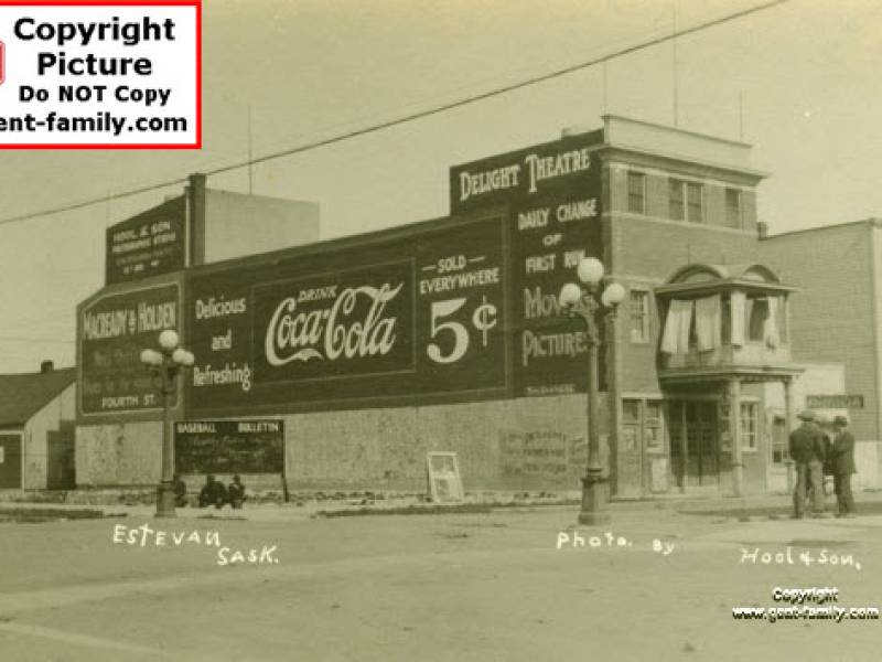 corner4thstand13thlookingeast.jpg