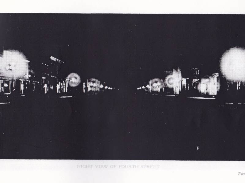 estevan_at_night_25.jpg