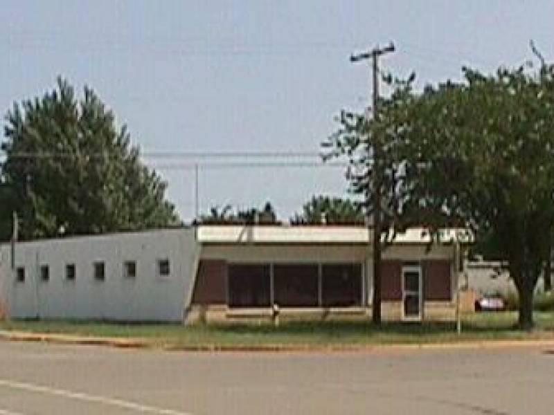 hillsideoldhahnbrothersplumbingbuildingcornerisabelleandhwy47.jpg
