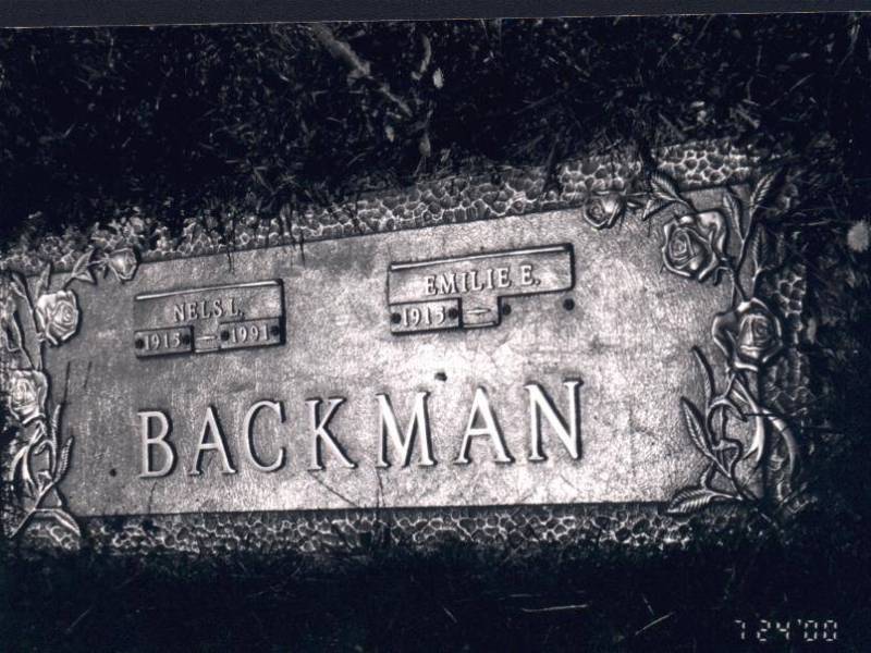 nelsbackmangrave.jpg