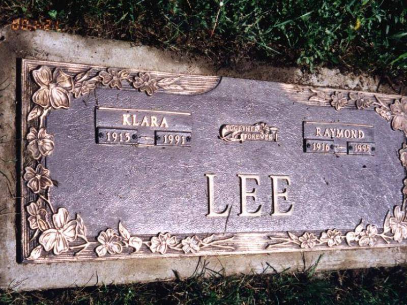 rayandklaraleegrave.jpg