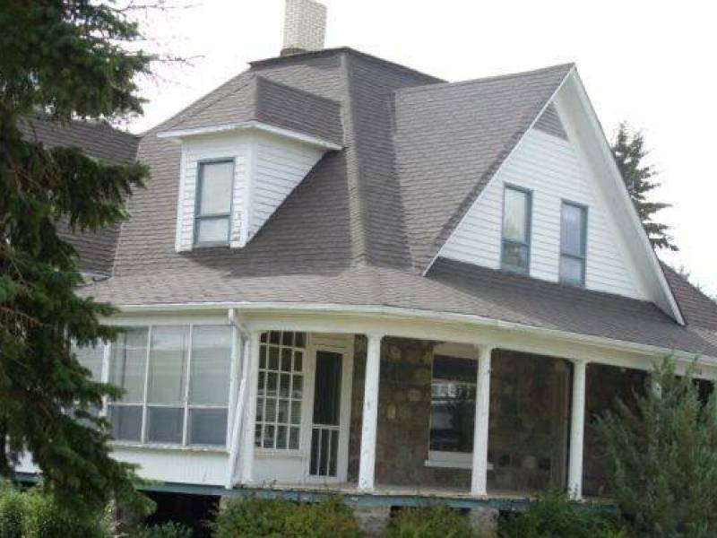 smithhouseestevan.jpg