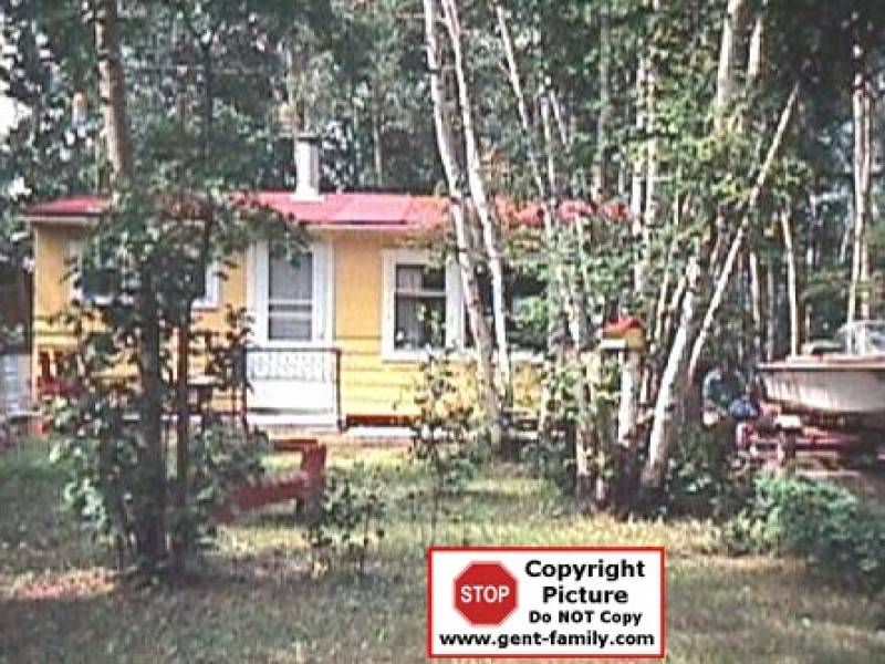 kenosee_cabin_poooped_out_small.jpg