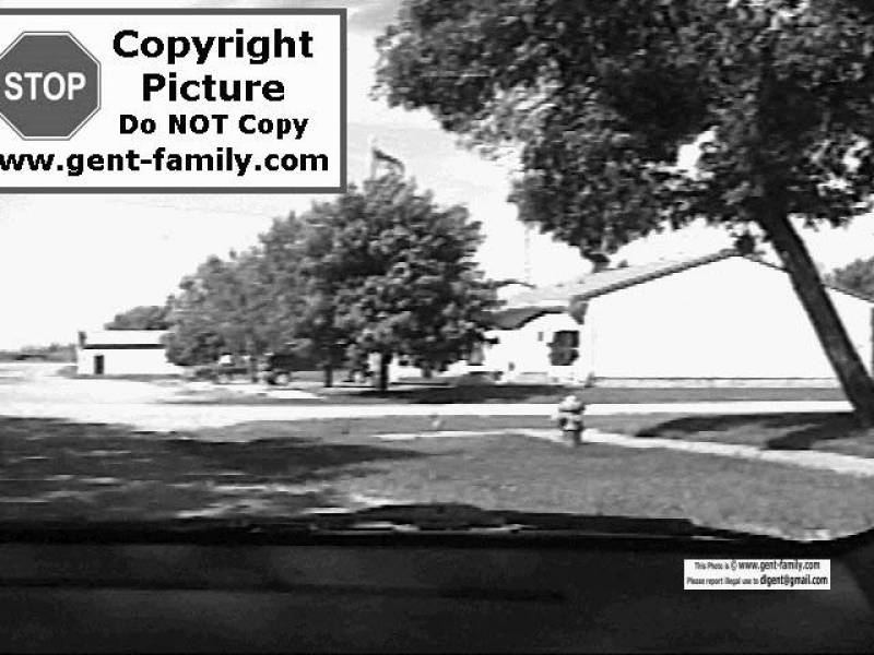 neudorfsidestreet3.jpg